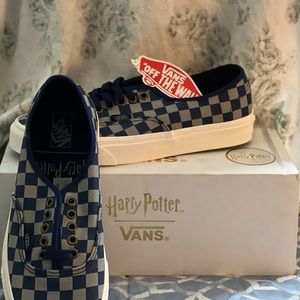 Vans X Harry Potter Ravenclaw size 9. Never worn. In original box.